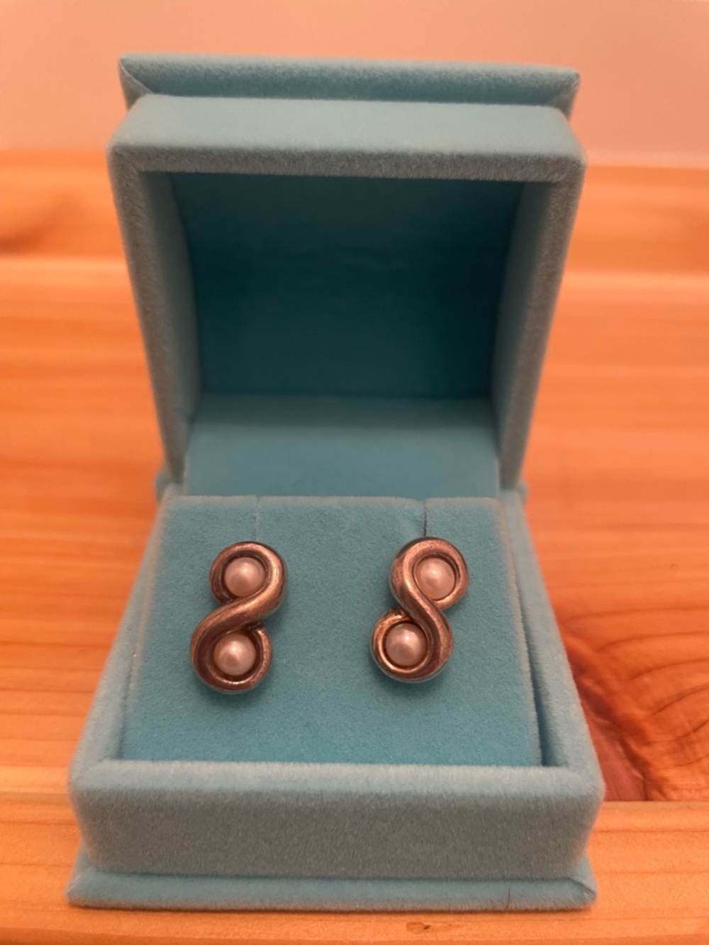 Tiffany & Co. Silver Infinity Pearl Earrings - White Pearls